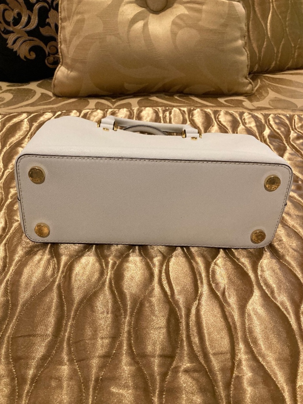MICHAEL KORS Tote White Leather with Removable Strap and Bag - Stunning! - Picture 6 of 14